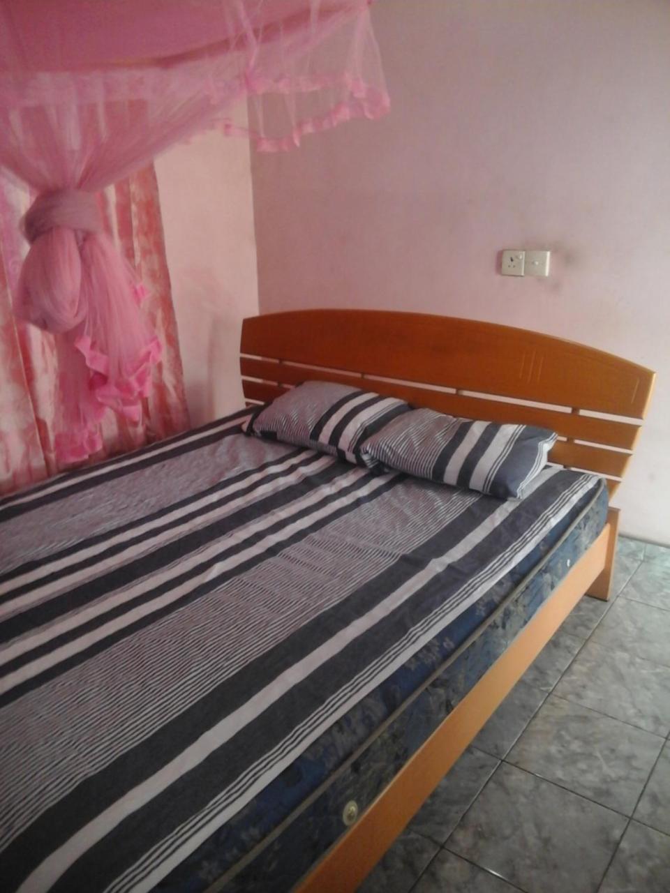 Colombo 20 Minutes By Train Appartement Wattala Buitenkant foto
